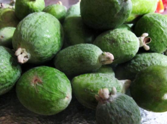 Feijoa puuvili
