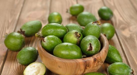 Küpsed feijoa viljad